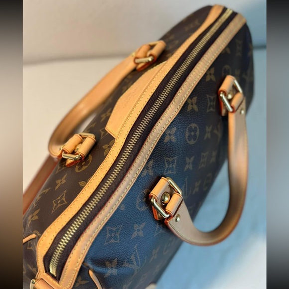 💎✨BEAUTIFUL✨💎RETIRO PM ZIPPER CLOSURE LOUIS VUTTON - Picture 10 of 15